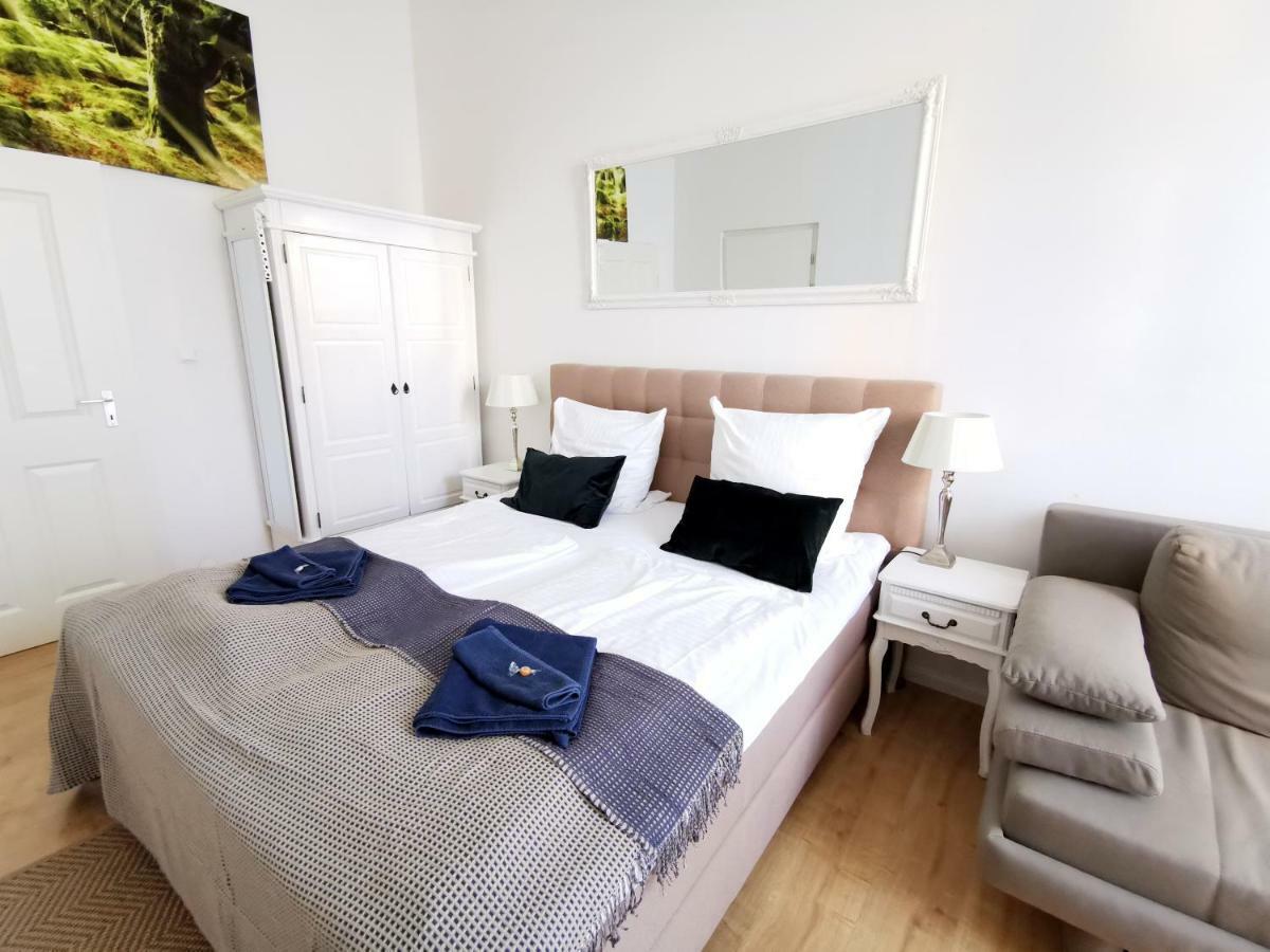 Gastein By Rockchair L Superhost Status L 2 Bedrooms Boxspringbeds 1,5 Bathrooms - Cozy Family & Business Flair Welcomes You! Appartement