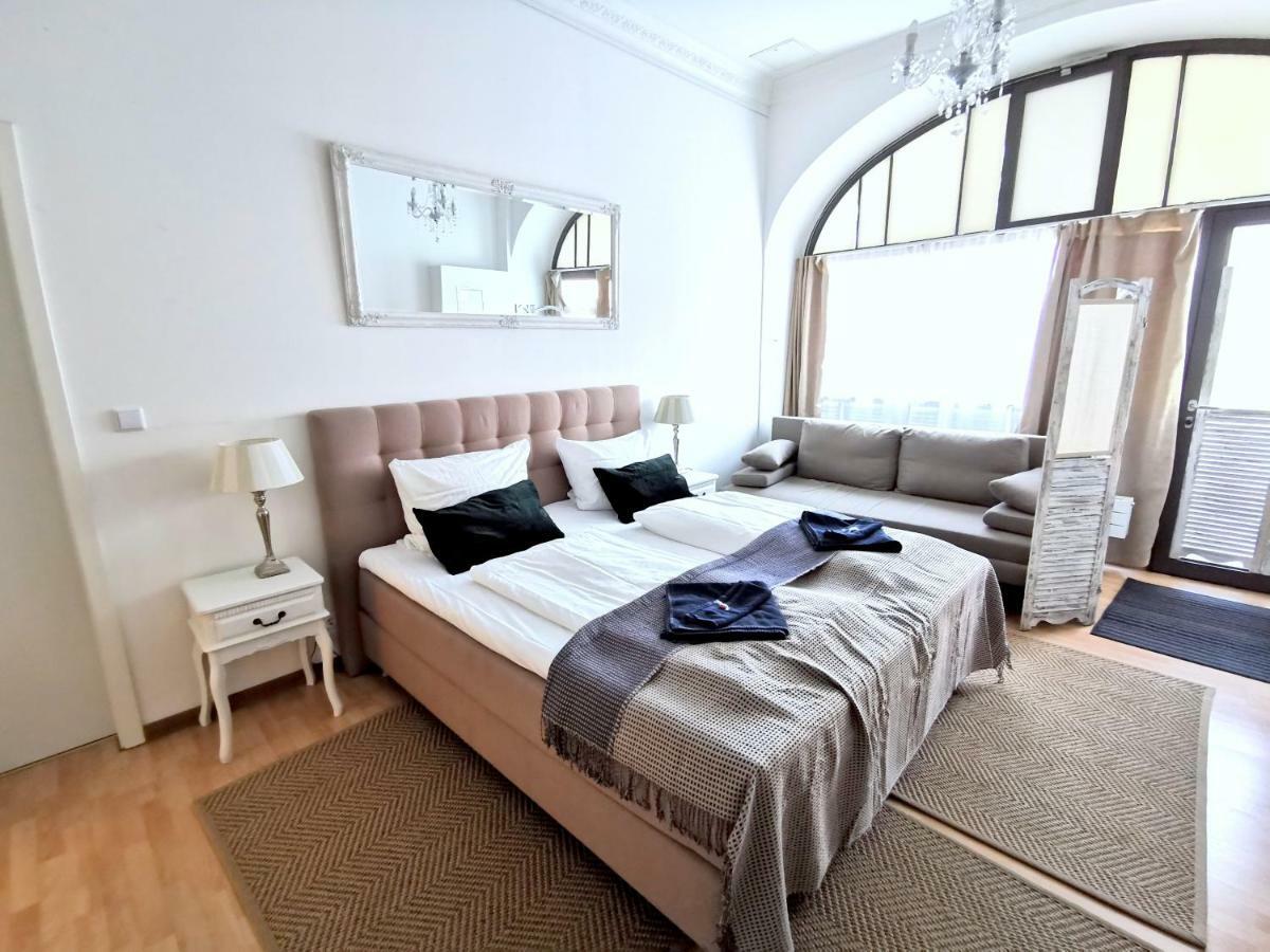 Appartement Gastein By Rockchair L Superhost Status L 2 Bedrooms Boxspringbeds 1,5 Bathrooms - Cozy Family & Business Flair Welcomes You! *