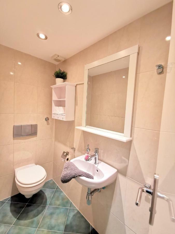 Appartement Gastein By Rockchair L Superhost Status L 2 Bedrooms Boxspringbeds 1,5 Bathrooms - Cozy Family & Business Flair Welcomes You! *